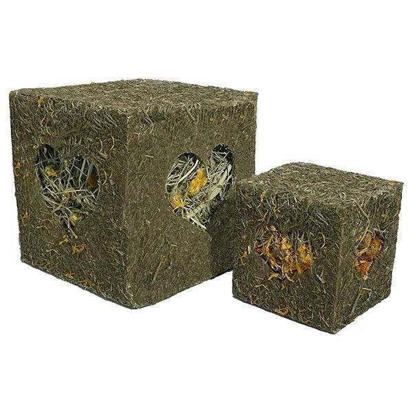 Meadow Hay Cube Medium - North East Pet Shop Rosewood