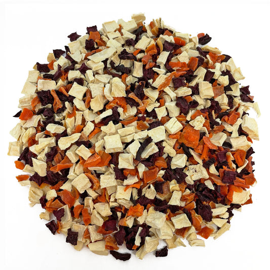 Dried carrot, parsnip and beetroot Vegetable Medley for North East Pets 100g grazing bag