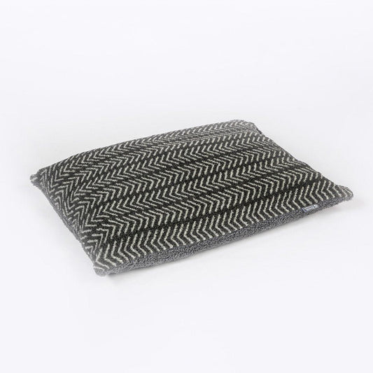 Danish Design Sherpa Fleece Charcoal Arrows Deep Duvet Large - North East Pet Shop Danish Design